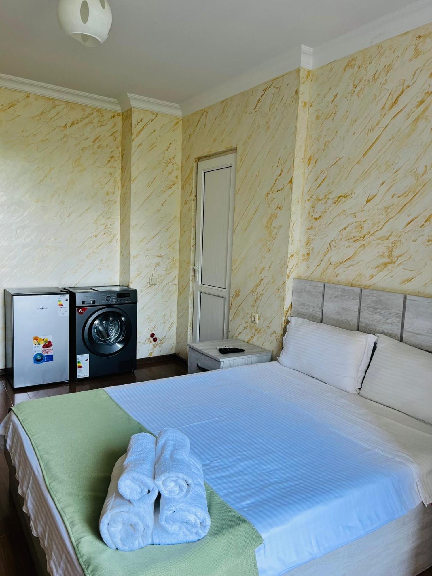Apartments Nita Batumi Ngoại thất bức ảnh